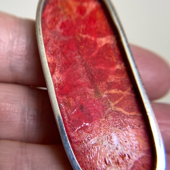 Vintage Coral Sterling Silver Oval Pendant and Earrings set-circa 1930’s - Picture 8 of 14